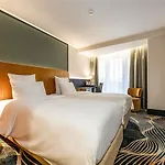 Mercure Vanagupe