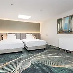 Mercure Vanagupe