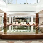 فندق Mercure Vanagupe بالانغا