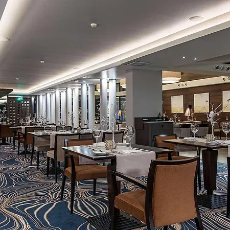Mercure Vanagupe Hotel