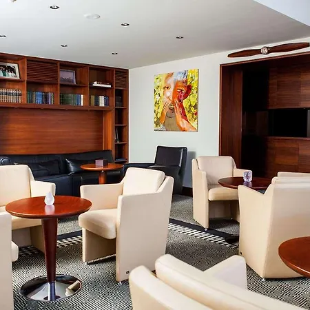 Hotel Mercure Vanagupe *
