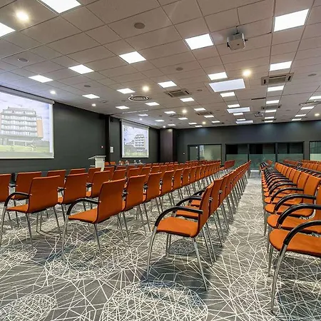 Mercure Vanagupe