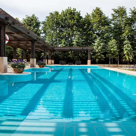 Mercure Vanagupe 5* パランガ