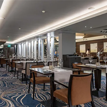 Mercure Vanagupe 5* パランガ