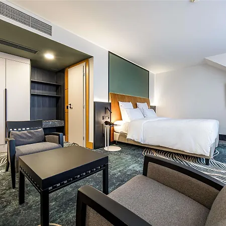 Mercure Vanagupe 5* パランガ