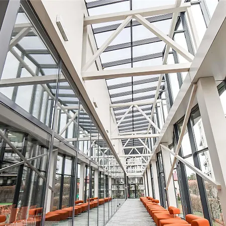 Mercure Vanagupe パランガ