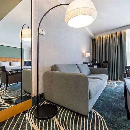 Mercure Vanagupe Hotel 5*