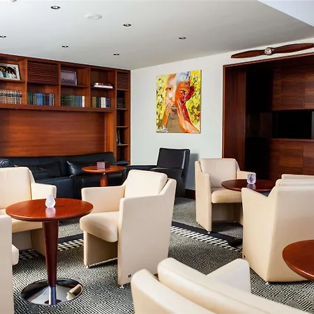 Mercure Vanagupe Hotel